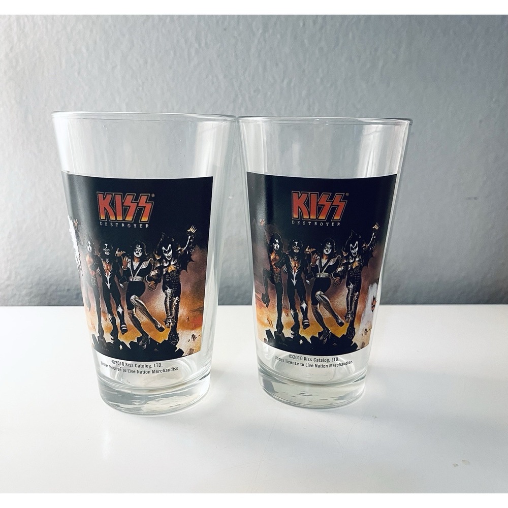 2010 KISS CATALOG 16oz PINT PUB BEER COLLECTOR GLASS Set‎ Of 2
